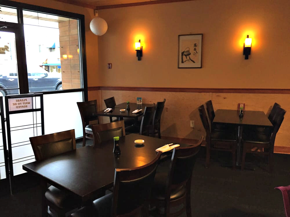 Kiwami Sushi Bar & Sake House